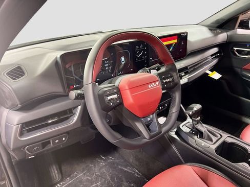 New 2025 Kia K4 GT-Line image 9