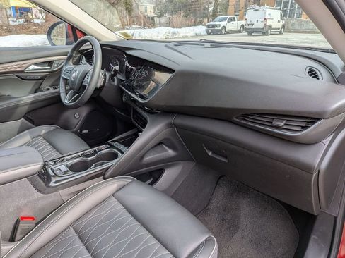 Used 2023 Buick Envision Avenir image 31