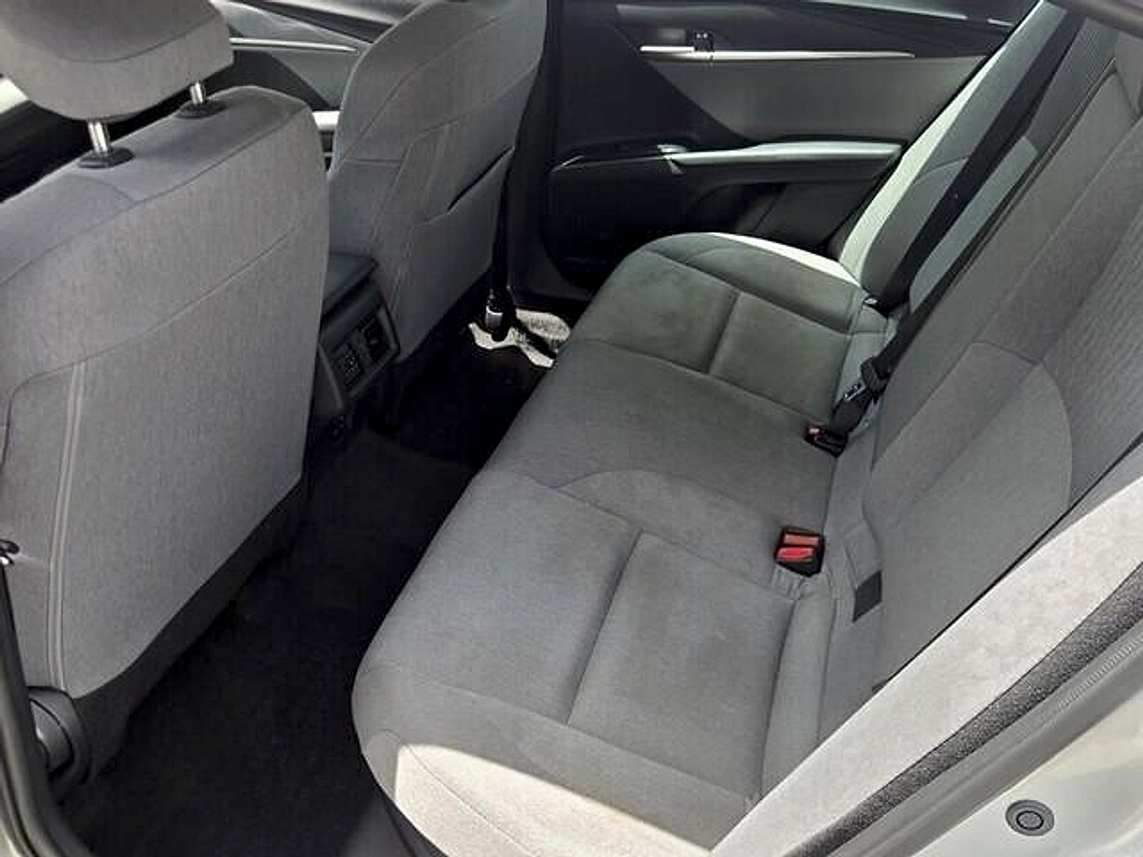 Used 2026 Toyota Camry LE FWD image 11