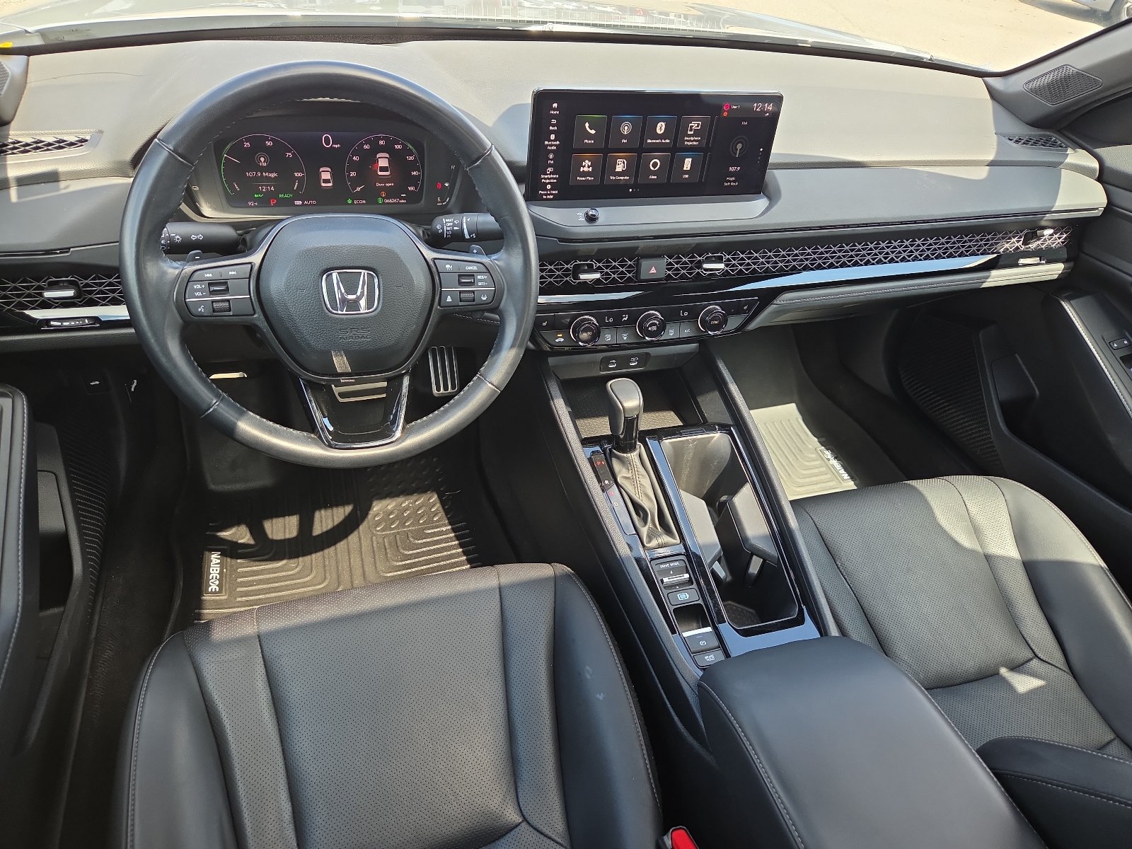 Used 2024 Honda Accord Sport image 11