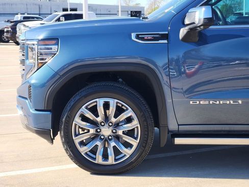 Used 2024 GMC Sierra 1500 Denali image 8
