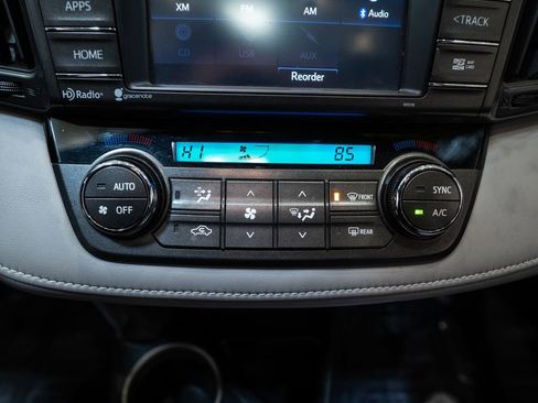 Used 2015 Toyota RAV4 XLE image 23