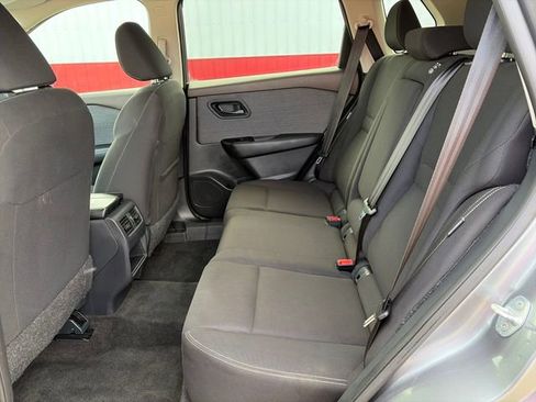 Used 2023 Nissan Rogue S image 35