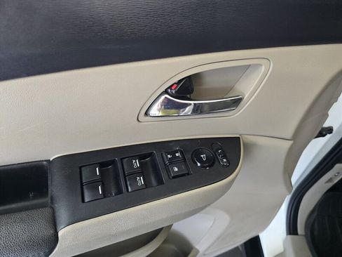 Used 2016 Honda Odyssey EX image 17