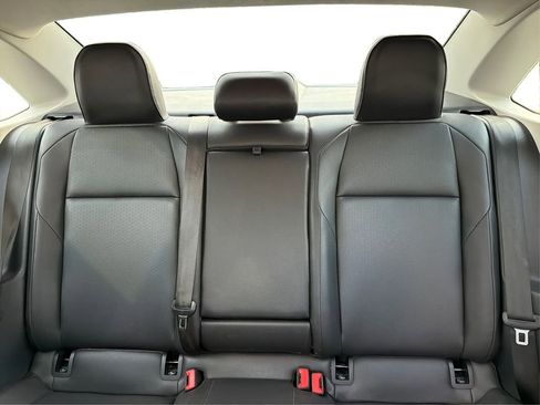 Used 2019 Volkswagen Jetta SE FWD image 16