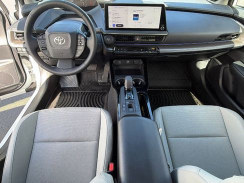Used 2024 Toyota Prius Limited image 26
