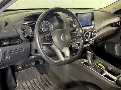 Used 2021 Nissan Sentra SV image 18