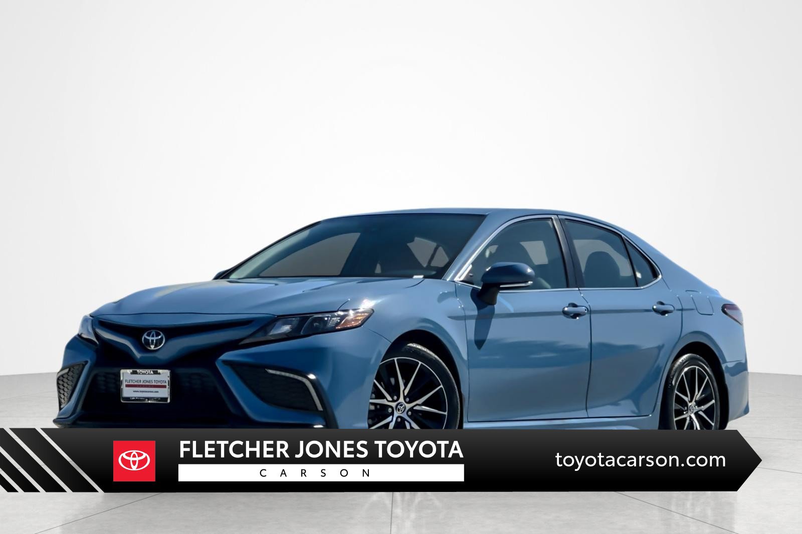 Certified 2024 Toyota Camry SE FWD image 1