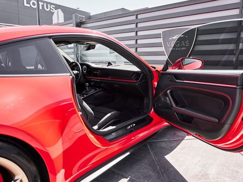 Used 2023 Porsche 911 GT3 RWD image 22