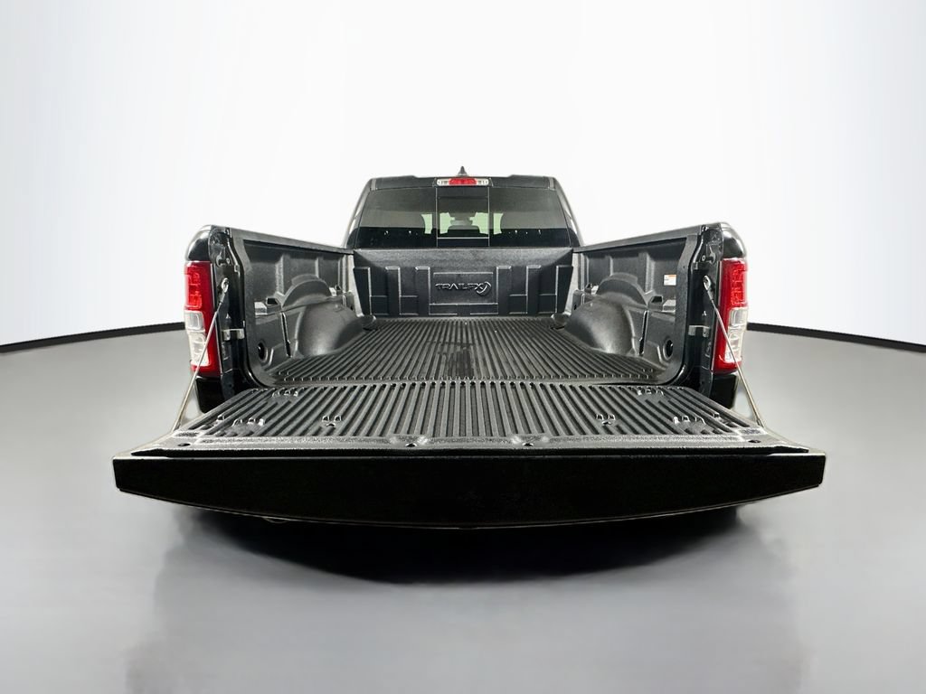 Used 2022 RAM 1500 Big Horn AWD/4WD image 37