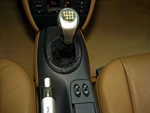 Used 1999 Porsche 911 Carrera image 16