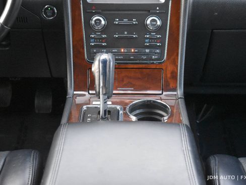 Used 2017 Lincoln Navigator Select AWD/4WD image 29