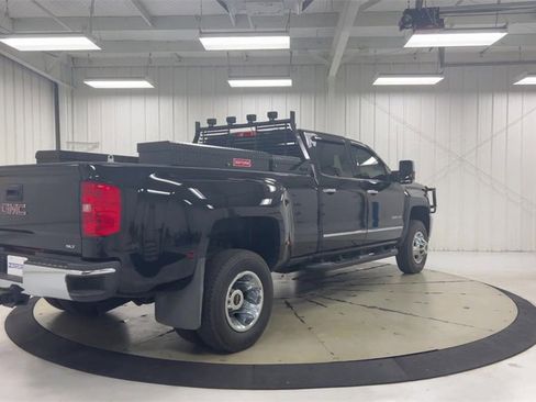 Used 2017 GMC Sierra 3500 SLT image 8