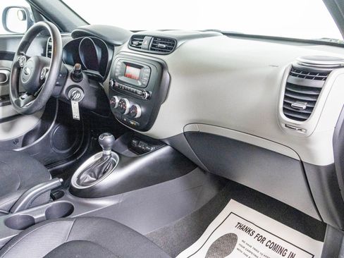 Used 2015 Kia Soul image 42