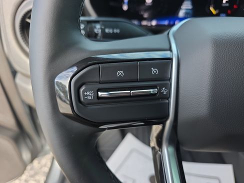 Used 2025 Chevrolet Colorado Trail Boss image 28