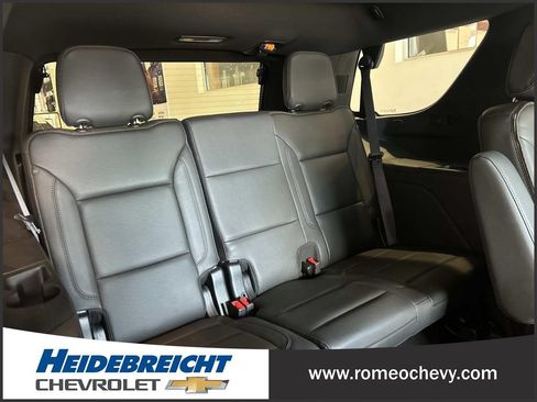 Used 2023 Chevrolet Tahoe High Country w/ Premium Package AWD/4WD image 35