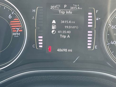 Used 2020 Jeep Cherokee Latitude Plus image 40