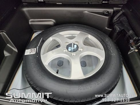 New 2025 Jeep Grand Cherokee Laredo w/ Luxury Tech Group I image 36