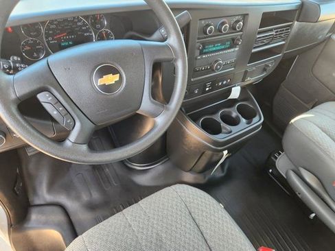 Used 2025 Chevrolet Express 3500 w/ Power Convenience Package image 26