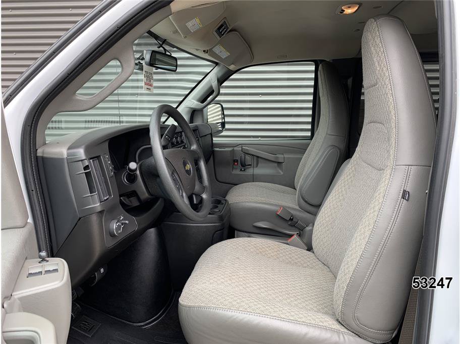 Used 2025 Chevrolet Express 3500 LS RWD image 20
