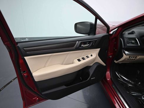 Used 2019 Subaru Legacy 2.5i Limited AWD/4WD image 9