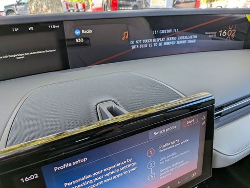 New 2026 Lincoln Nautilus Premier image 21