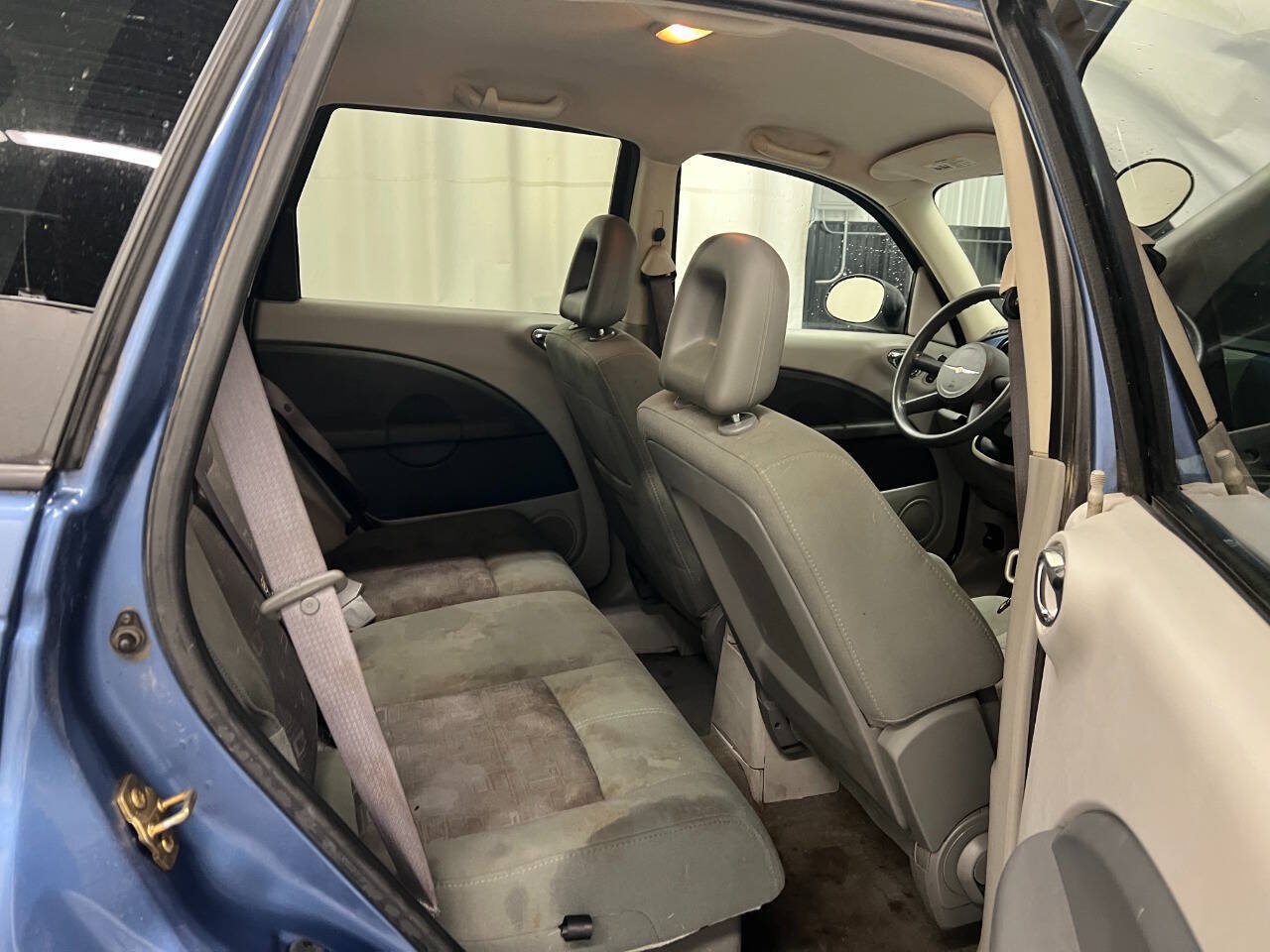 Used 2006 Chrysler PT Cruiser Touring FWD image 10