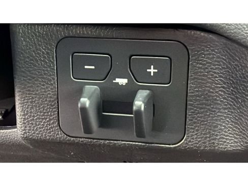 New 2026 Toyota Tundra Limited AWD/4WD image 22