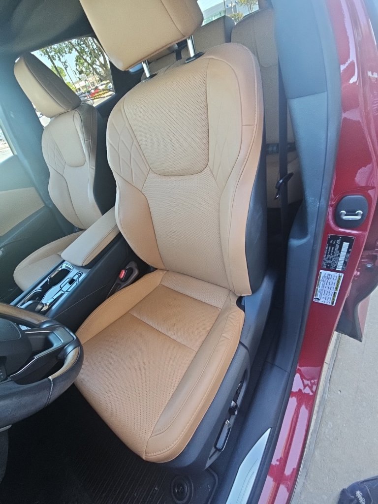 Used 2024 Lexus RX 350 Premium w/ Accessory Package (Z1) FWD image 9
