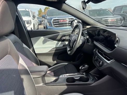 Certified 2024 Buick Envista Preferred w/ Convenience I Package image 14