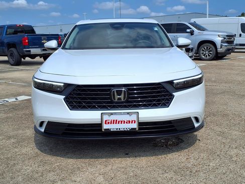 Used 2024 Honda Accord EX image 23