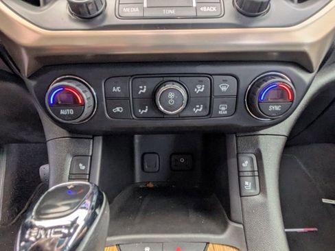 Used 2017 GMC Acadia Denali w/ Technology Package AWD/4WD image 14