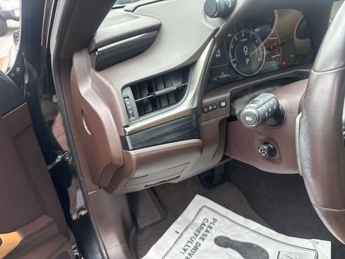 Used 2021 Lexus ES 350 w/ Premium Package FWD image 12