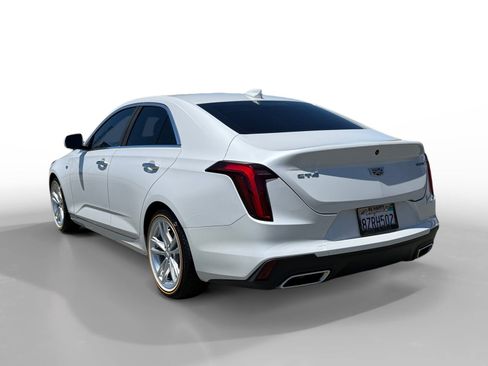 Used 2021 Cadillac CT4 Luxury w/ Sun And Sound Package RWD image 3