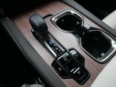 Certified 2025 Lexus RX 350 FWD image 19