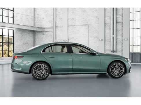 New 2026 Mercedes-Benz E 450 4MATIC Sedan image 17