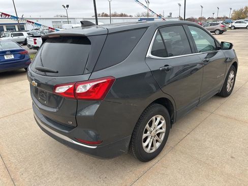 Used 2018 Chevrolet Equinox LT image 28