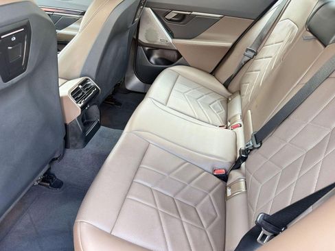 Certified 2025 BMW 540i xDrive AWD/4WD image 24