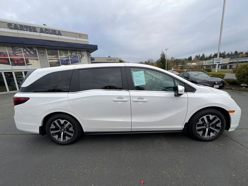 Used 2025 Honda Odyssey EX-L image 9
