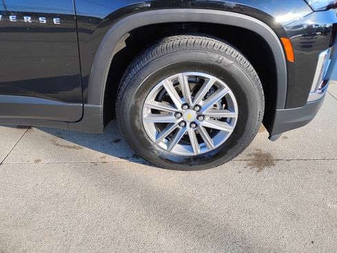 Used 2023 Chevrolet Traverse LT w/ LPO, Floor Liner Package image 27