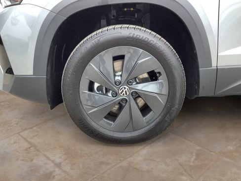 New 2026 Volkswagen Taos S FWD image 11