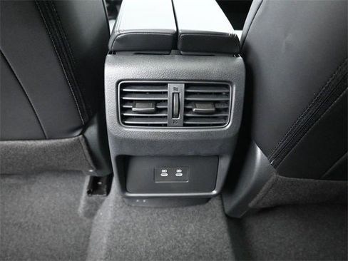 New 2026 Nissan Rogue SV image 32