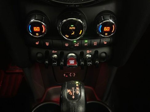 Used 2015 MINI Cooper 2-Door Hardtop image 15