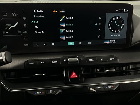 Used 2025 Kia K4 EX image 17