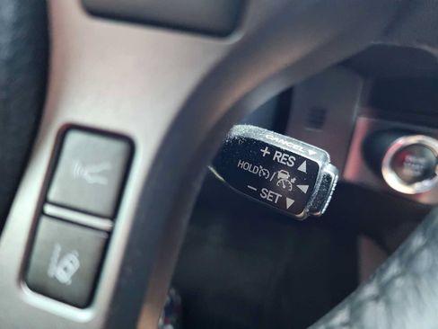 Used 2019 Toyota Tacoma TRD Off-Road AWD/4WD image 23