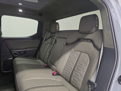 Used 2022 Rivian R1T Adventure AWD/4WD image 21