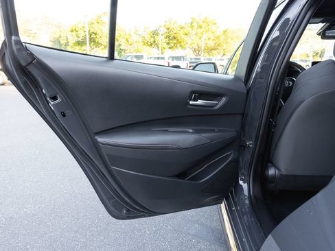 Certified 2025 Toyota Corolla SE FWD image 29