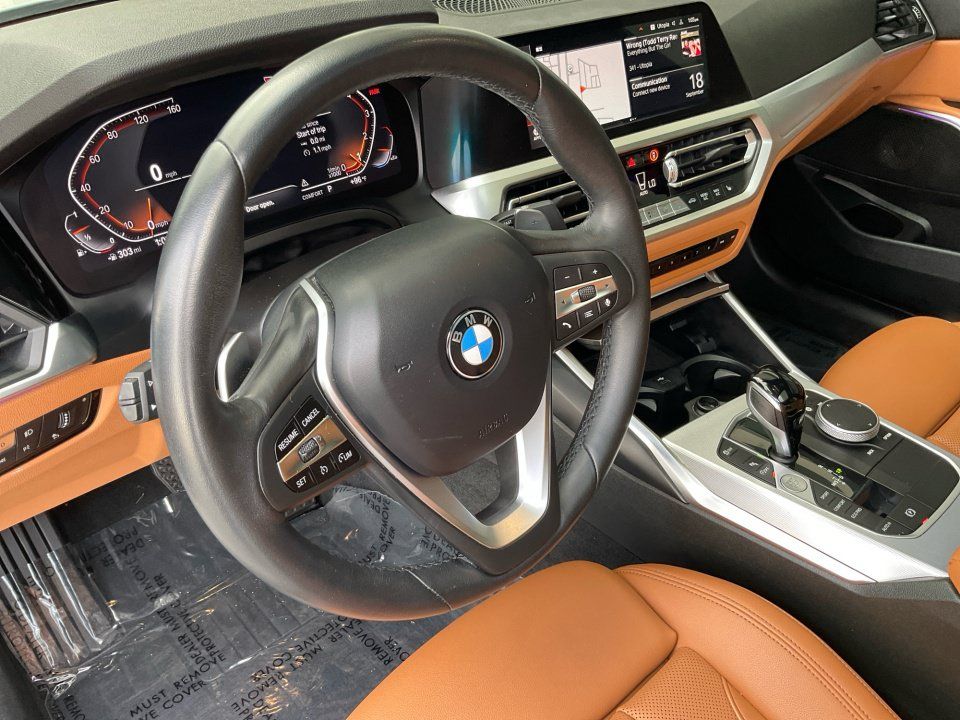 Used 2022 BMW 330i Sedan w/ Convenience Package RWD image 10