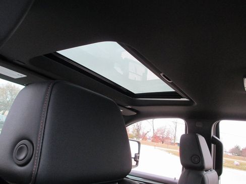 New 2026 GMC Sierra 2500 AT4 w/ AT4 Premium Plus Package image 14