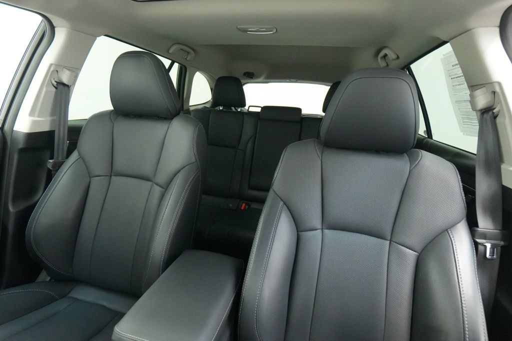 Used 2023 Subaru Outback Limited AWD/4WD image 18